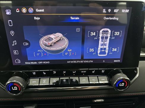 New 2026 Chevrolet Colorado Z71 w/ Z71 Convenience Package 2 AWD/4WD image 46