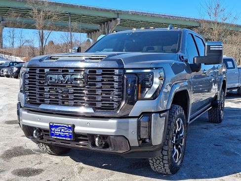 Used 2024 GMC Sierra 2500 Denali Ultimate w/ Snow Plow Prep/Camper Package image 2