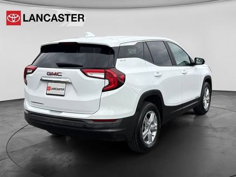 Used 2024 GMC Terrain SLE FWD image 7