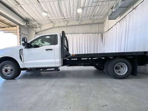 Used 2025 Ford F350 XL image 23