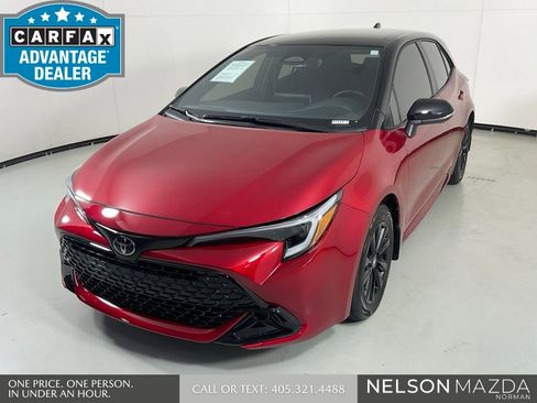 Used 2026 Toyota Corolla SE FWD image 1