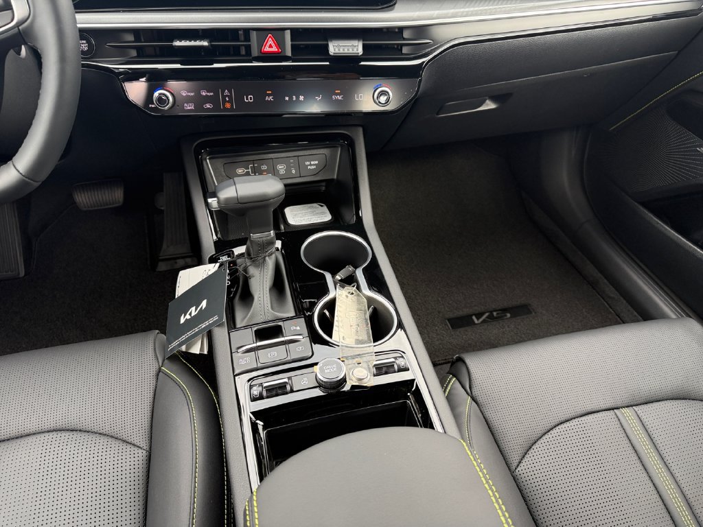 New 2027 Kia K5 GT FWD image 11