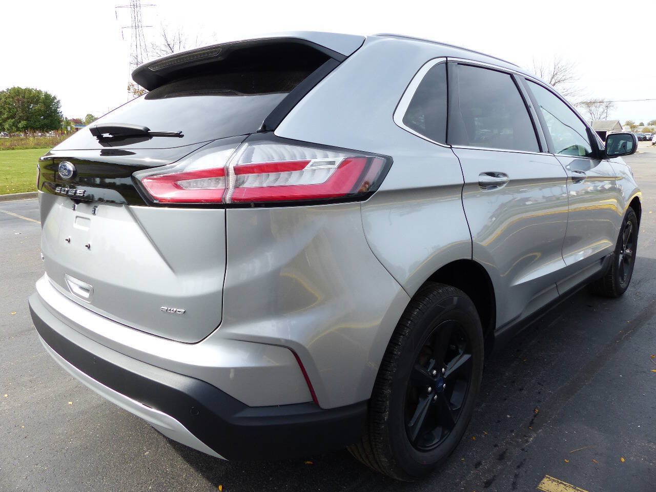 Used 2021 Ford Edge SEL w/ Convenience Package AWD/4WD image 9