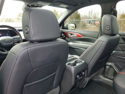 Used 2024 Chevrolet Traverse RS w/ LPO, Floor Liner Package image 29