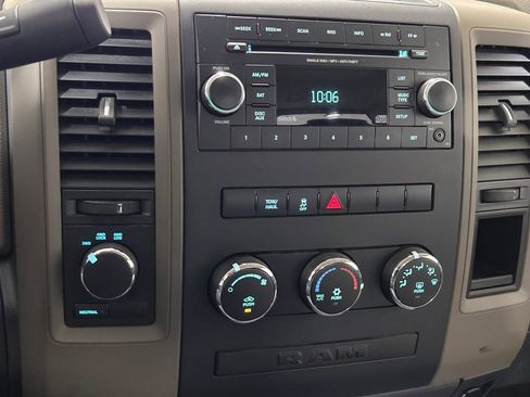 Used 2012 RAM 1500 Express image 3