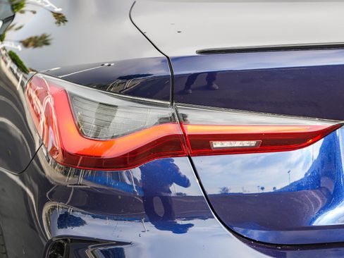 Used 2024 BMW M440i Coupe w/ Premium Package image 10