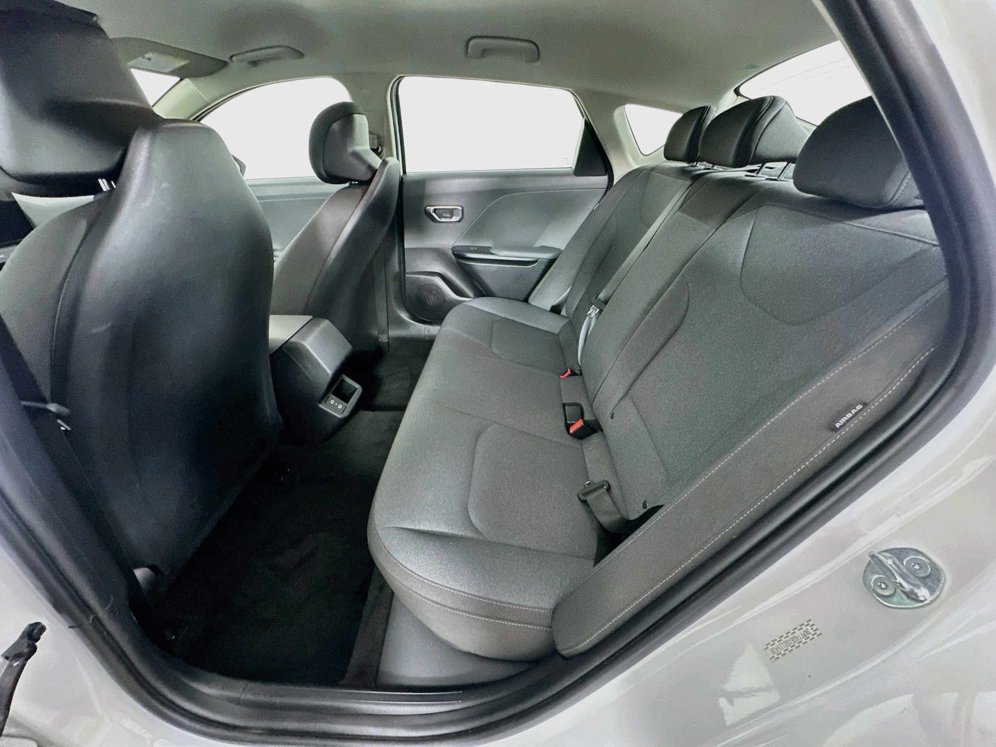 Used 2025 Kia K4 FWD image 28