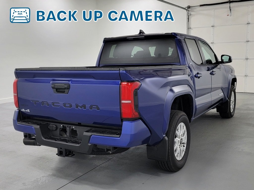 Used 2025 Toyota Tacoma SR5 AWD/4WD image 8
