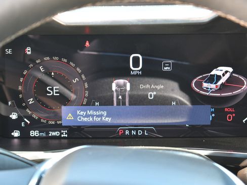 Used 2026 GMC Canyon Denali AWD/4WD image 19