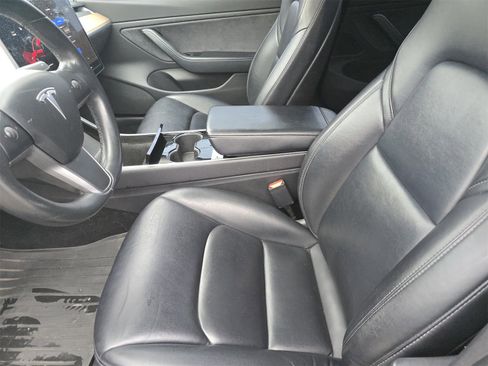 Used 2018 Tesla Model 3 Long Range image 11