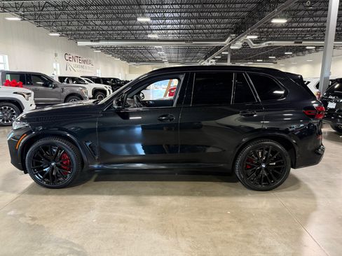 Used 2024 BMW X5 M60i image 4