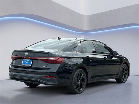 New 2026 Volkswagen Jetta SE image 5