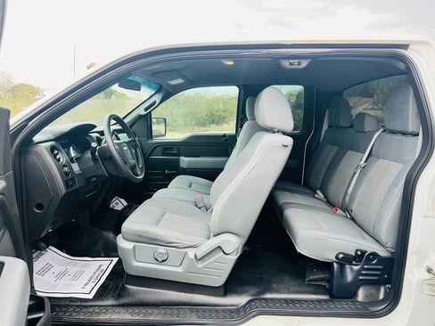 Used 2014 Ford F150 XL w/ Trailer Tow Package image 9