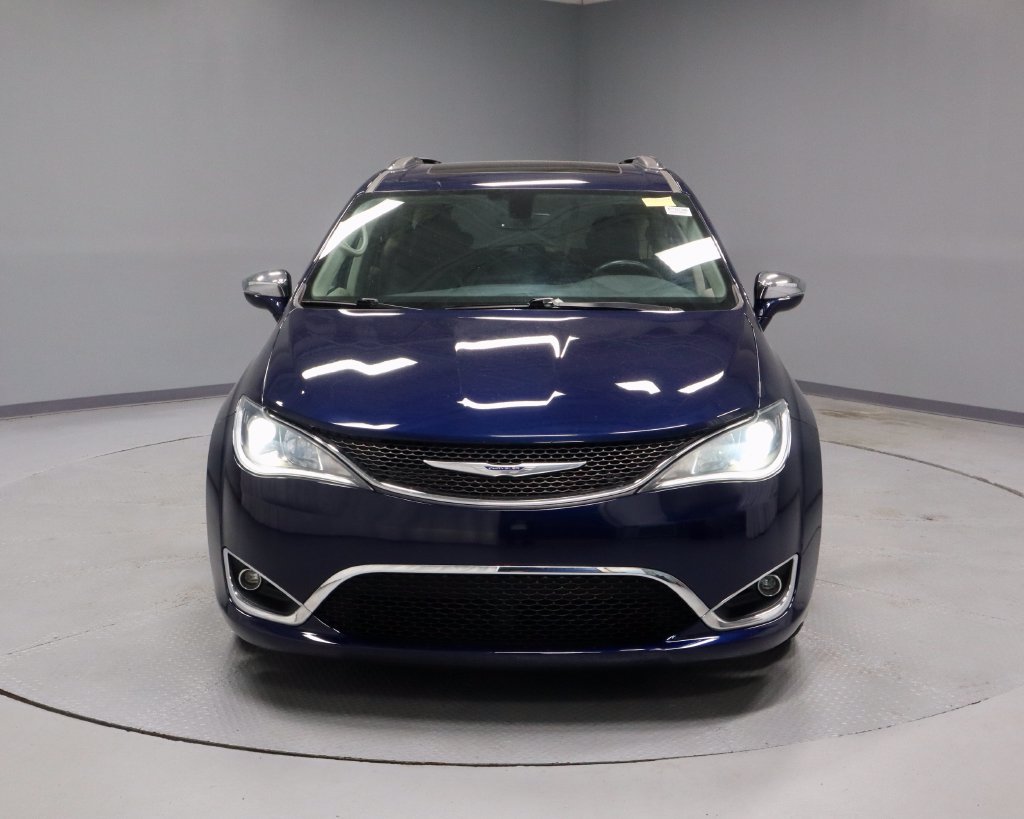 Used 2019 Chrysler Pacifica Limited FWD image 5