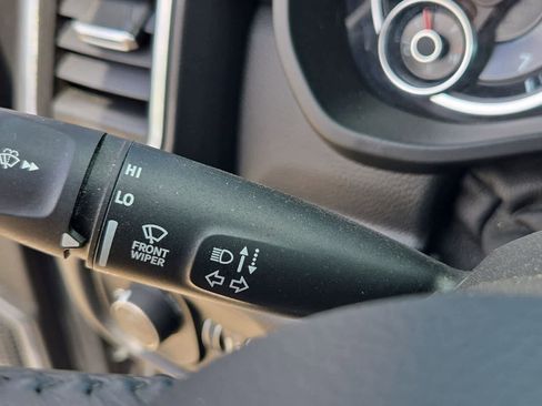 Used 2020 RAM 1500 Laramie image 25