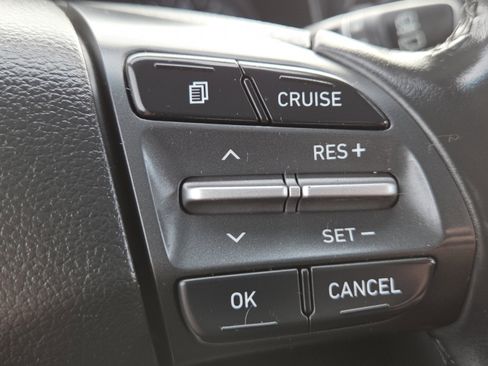 Used 2019 Hyundai Kona SEL image 9