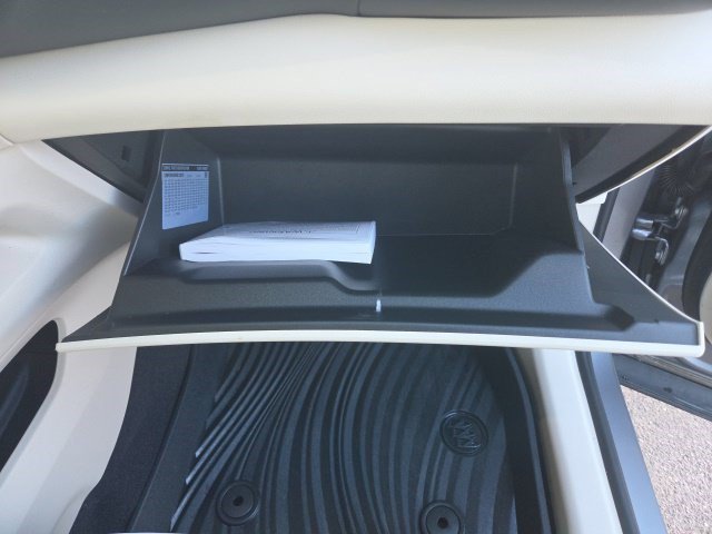 Used 2021 Buick Envision Essence FWD image 50
