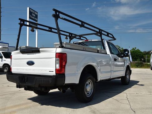 Used 2018 Ford F250 XL w/ Power Equipment Group RWD image 7
