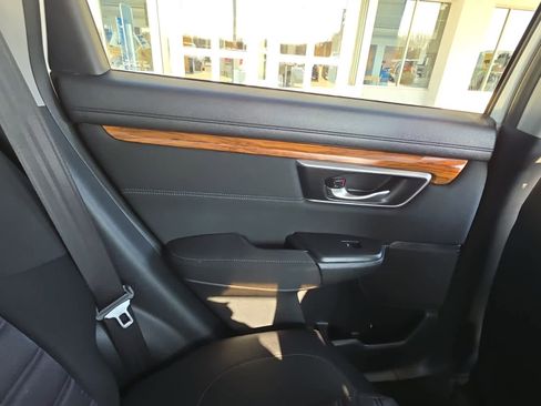 Used 2018 Honda CR-V EX image 17