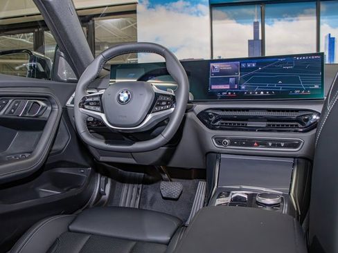 Used 2025 BMW 230i xDrive 230i xDrive w/ Convenience Package image 16