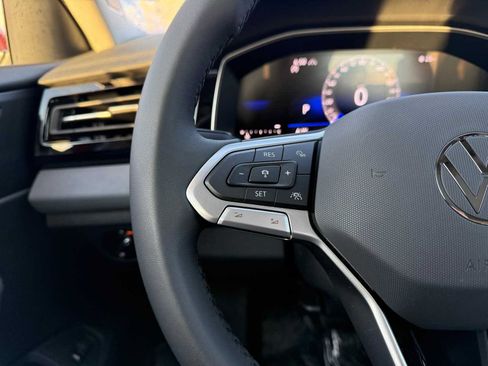 New 2026 Volkswagen Jetta SE image 10