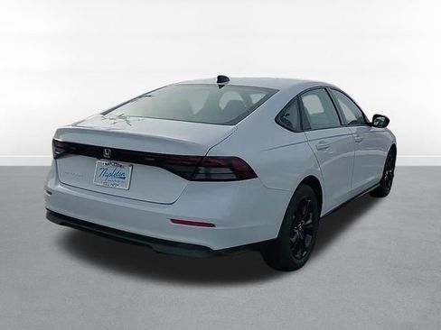 New 2025 Honda Accord SE image 6