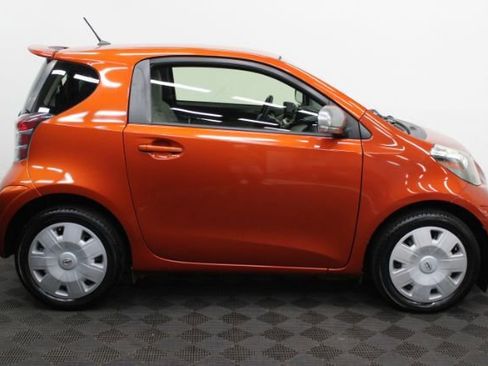 Used 2014 Scion iQ 10 Series FWD image 4