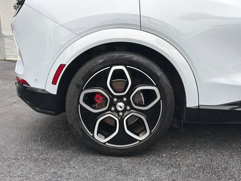 Used 2023 Ford Mustang Mach-E GT image 32