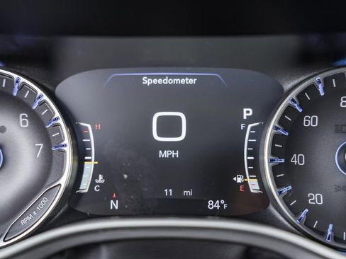 New 2025 Chrysler Pacifica Select image 37