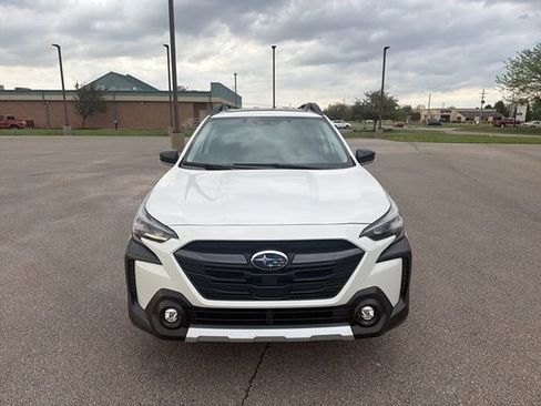 Used 2024 Subaru Outback Limited image 12
