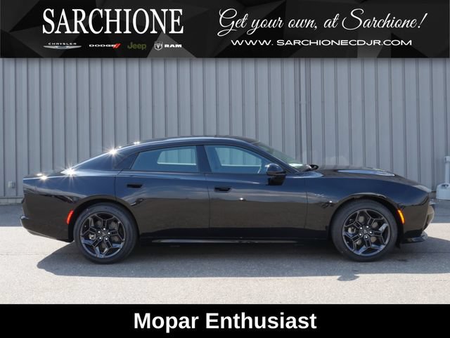 New 2026 Dodge Charger R/T w/ Blacktop Package AWD/4WD image 1