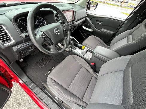 Certified 2024 Nissan Frontier SV w/ SV Convenience Package image 47
