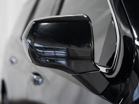 Used 2023 GMC Yukon SLT image 18