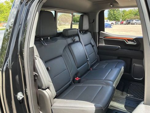 Used 2023 GMC Sierra 1500 Denali w/ Denali Reserve Package AWD/4WD image 34