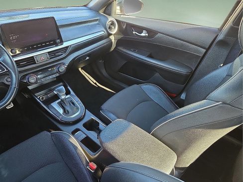 Used 2024 Kia Forte GT-Line image 12