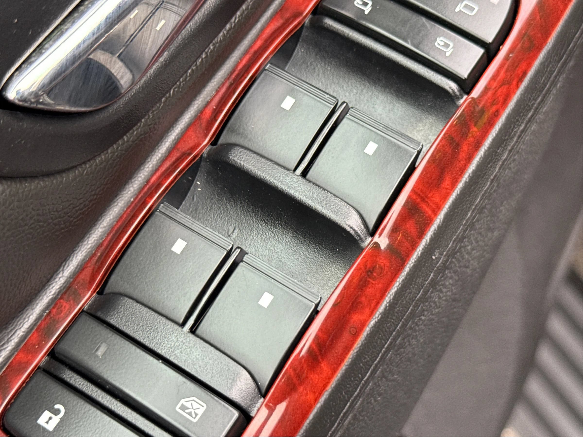 Used 2014 Cadillac Escalade Premium AWD/4WD image 37