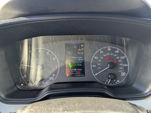 Used 2025 Toyota Corolla SE image 22