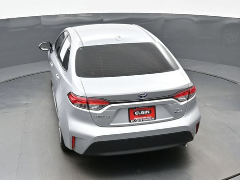 Used 2025 Toyota Corolla LE FWD image 37