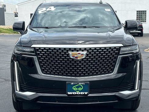 Certified 2024 Cadillac Escalade Premium Luxury w/ Performance Package AWD/4WD image 4