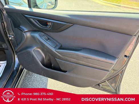 Used 2018 Subaru Crosstrek 2.0i Premium AWD/4WD image 36