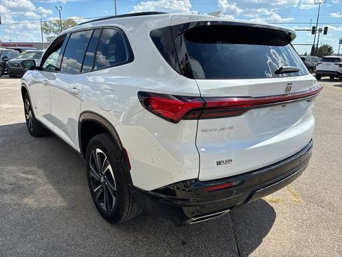 Certified 2026 Buick Enclave Sport Touring FWD image 5