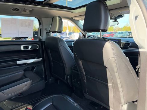 Used 2023 Ford Explorer XLT w/ Equipment Group 202A image 30