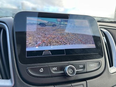 Used 2023 Chevrolet Malibu LT image 10