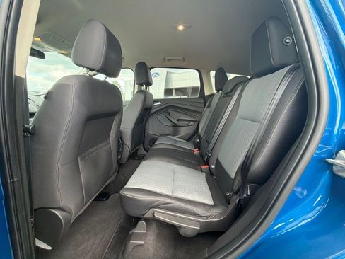 Used 2017 Ford Escape SE AWD/4WD image 12