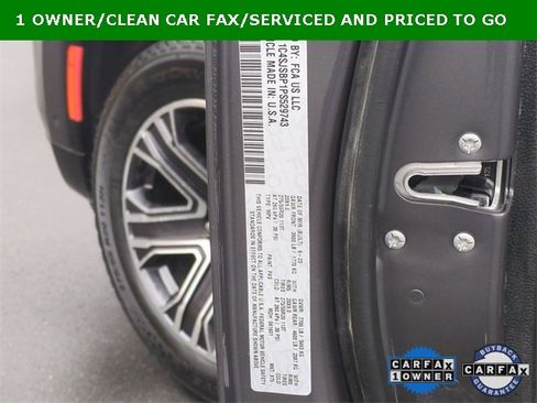 Used 2023 Jeep Wagoneer L Series II image 28