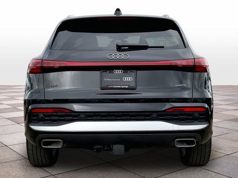 Used 2025 Audi Q5 Premium Plus w/ Premium Plus AWD/4WD image 4
