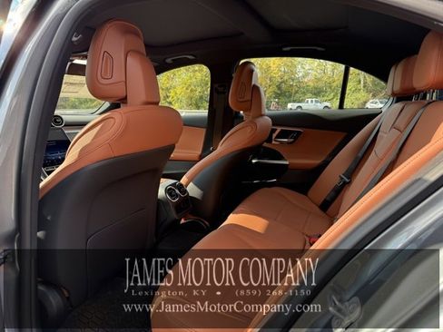New 2026 Mercedes-Benz C 300 4MATIC Sedan image 17