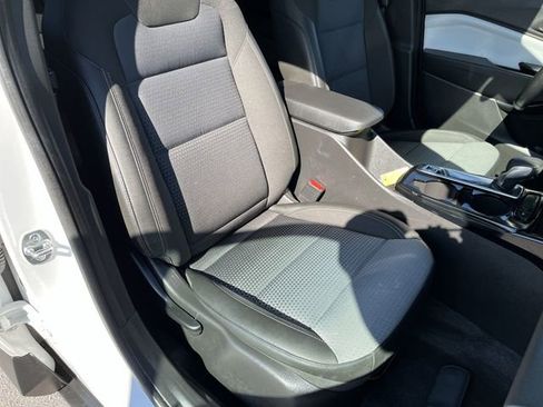 Used 2024 Chevrolet Trax LT w/ Driver Confidence Package FWD image 26