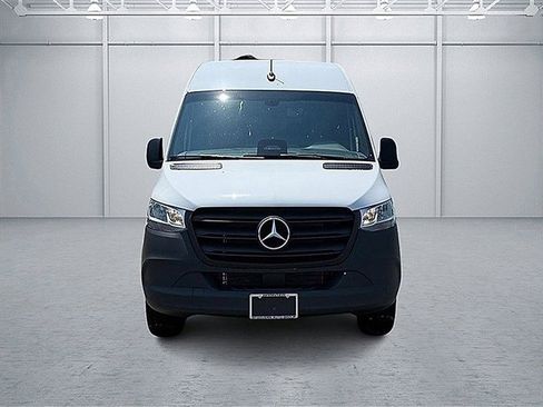 New 2025 Mercedes-Benz Sprinter 2500 image 2