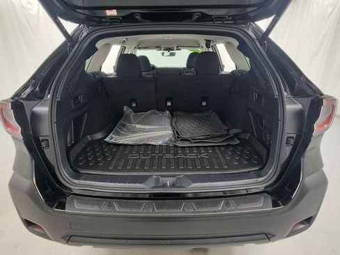 Used 2024 Subaru Outback Premium AWD/4WD image 17